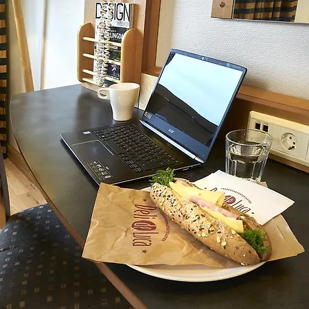 Hovik Hotell Hotel