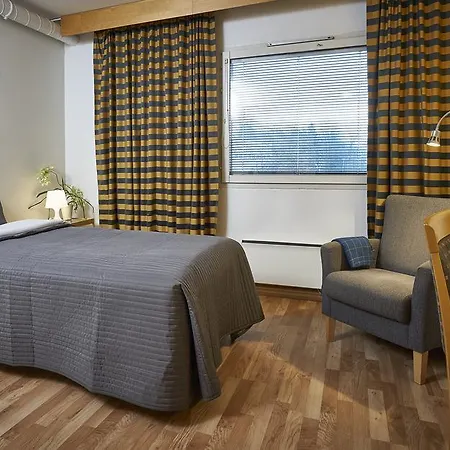 Hovik Hotell 3*